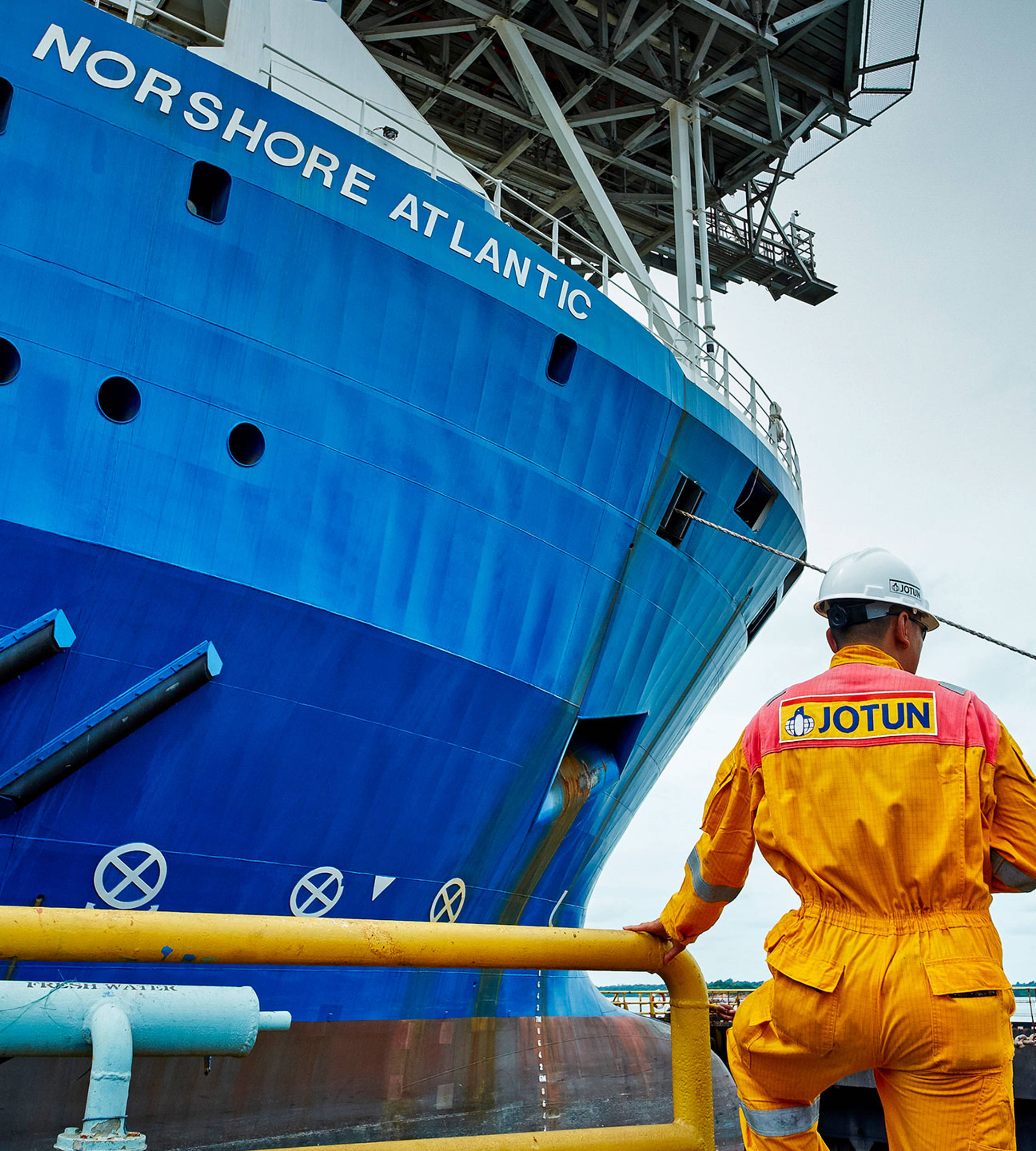 Two members of our Technical Servise team at a ship yard